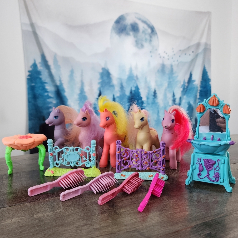 VTG My Little Pony G2 1997 Ponies & Accessories Lot